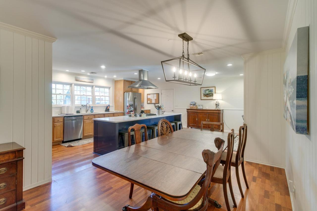 Spacious St Simons Island Vacation Rental With Pool! St. Simons Island Dış mekan fotoğraf