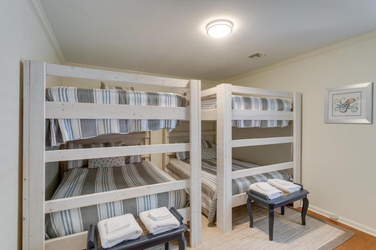 Spacious St Simons Island Vacation Rental With Pool! St. Simons Island Dış mekan fotoğraf